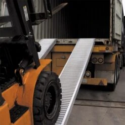 Pareja Rampas Aluminio 4050Kg - 161Cm -Maquituls Tienda pareja rampas aluminio 4050kg 161cm 5