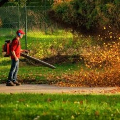 Soplador De Hojas Gasolina 1,7 HP -Maquituls Tienda soplador de hojas gasolina 17 hp 3